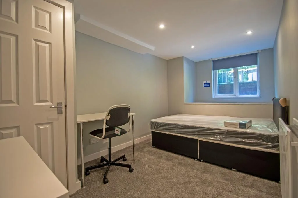 1 bedroom house share for rent