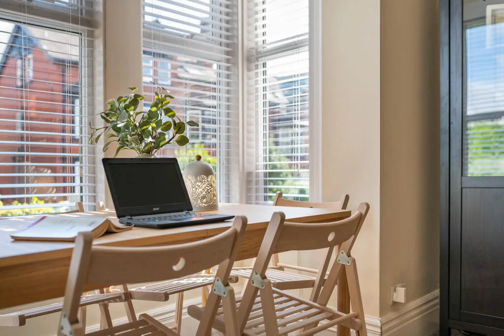 1 bedroom house share for rent