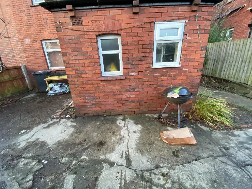 1 bedroom house share for rent