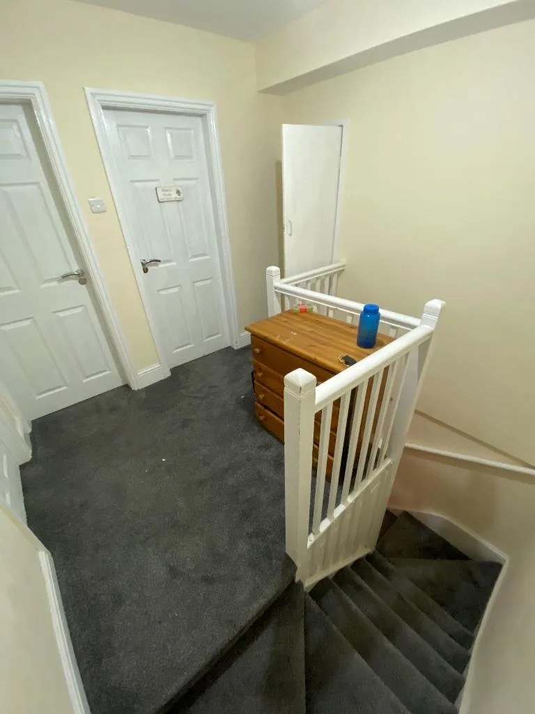1 bedroom house share for rent