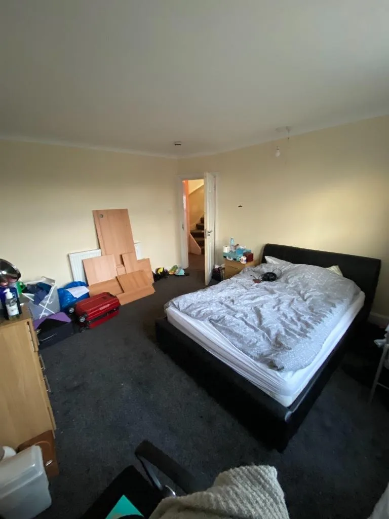 1 bedroom house share for rent