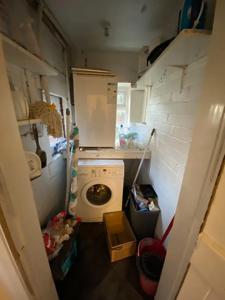 1 bedroom house share for rent