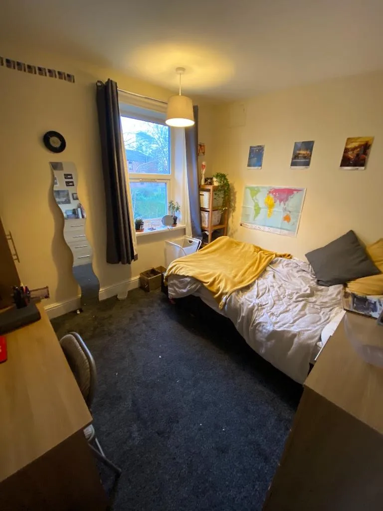 1 bedroom house share for rent
