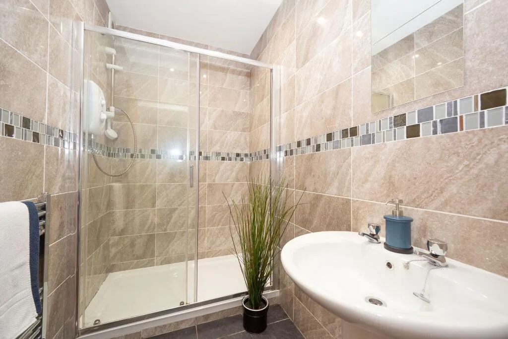 1 bedroom house share for rent