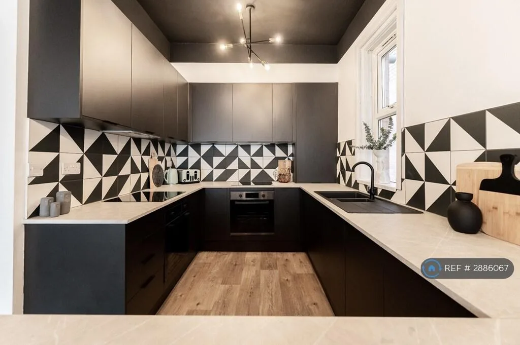 1 bedroom flat share for rent