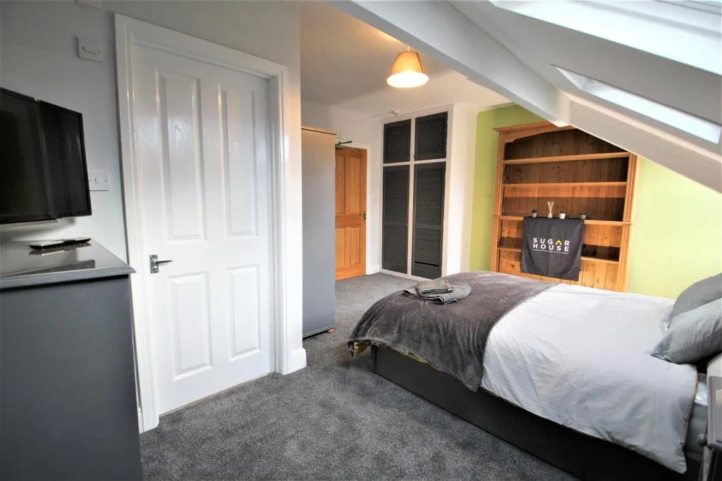 1 bedroom semi-detached house for rent