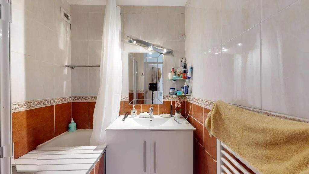 3 bedroom flat for rent