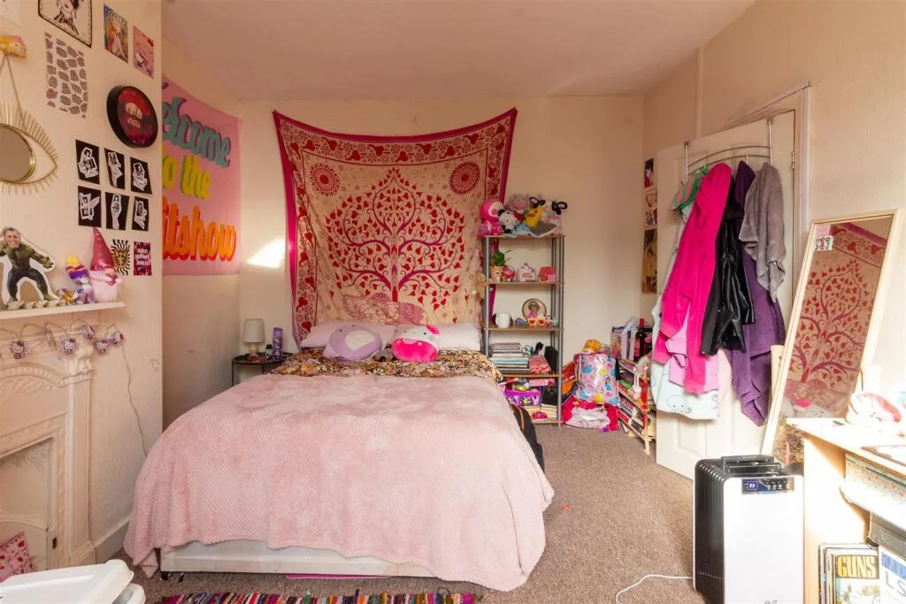 2 bedroom house for rent