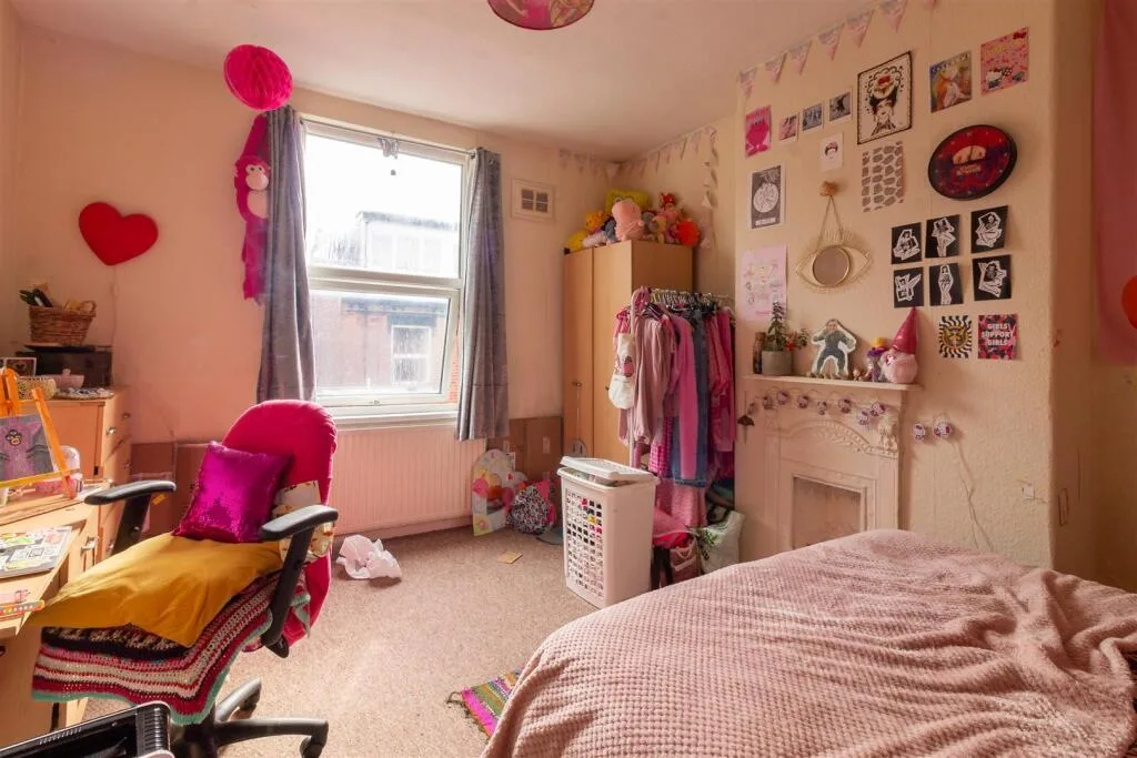 2 bedroom house for rent