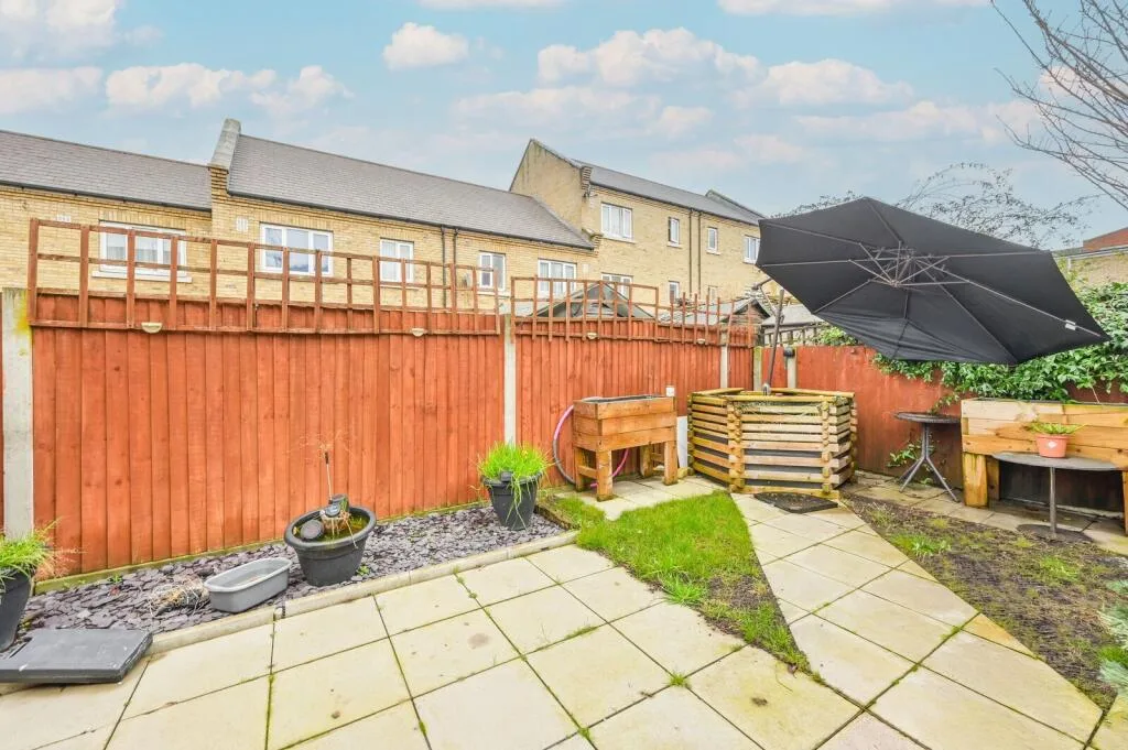 4 bedroom house for rent