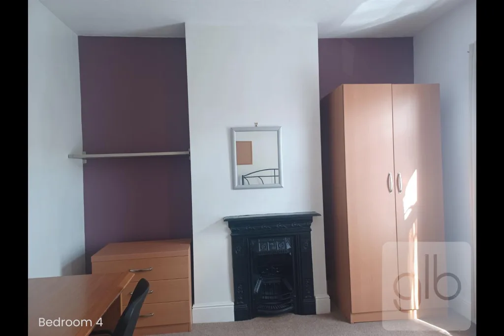 4 bedroom terraced house for rent