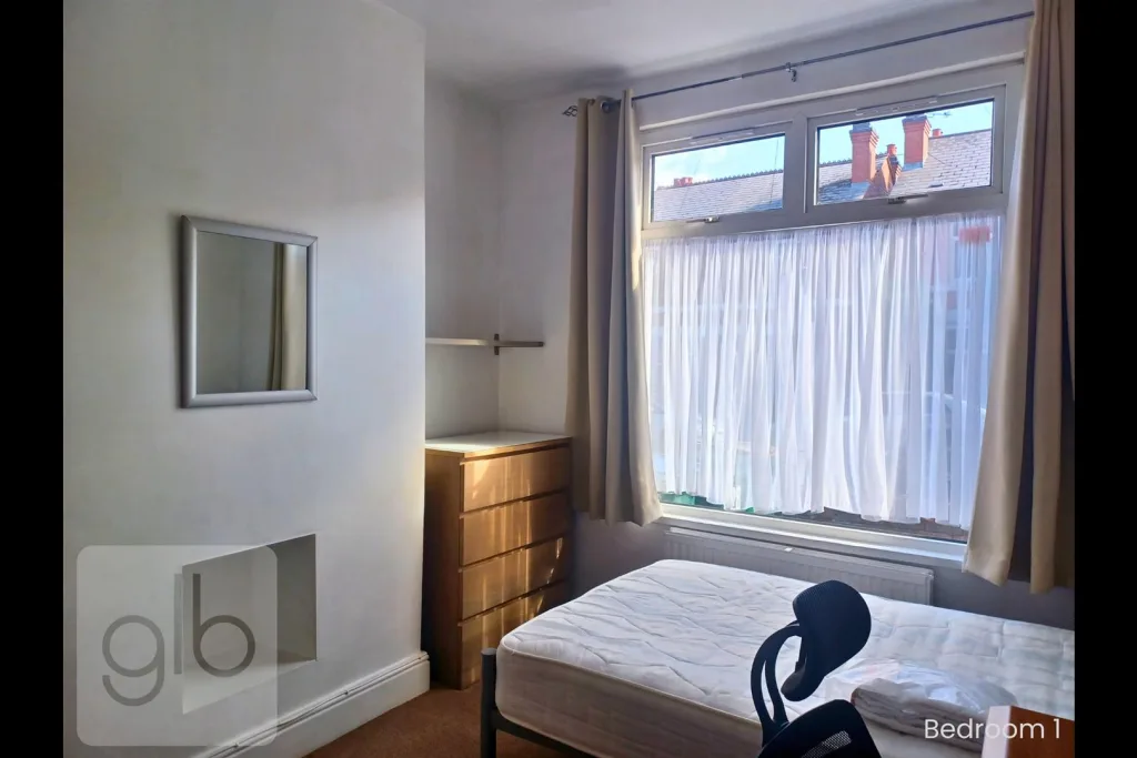 4 bedroom terraced house for rent