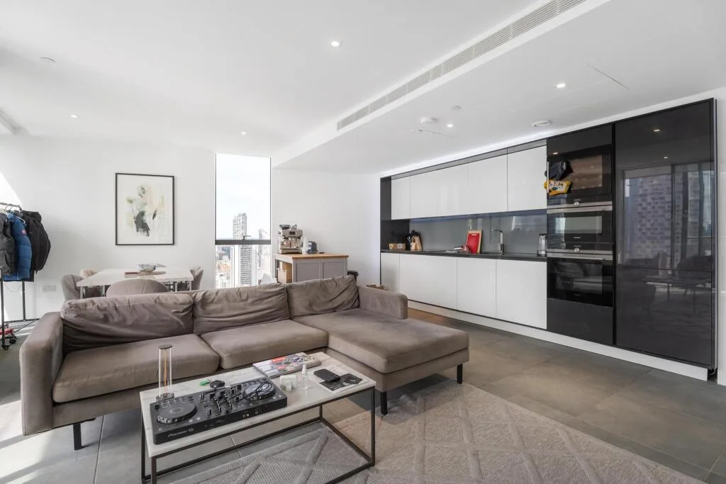 3 bedroom flat for rent