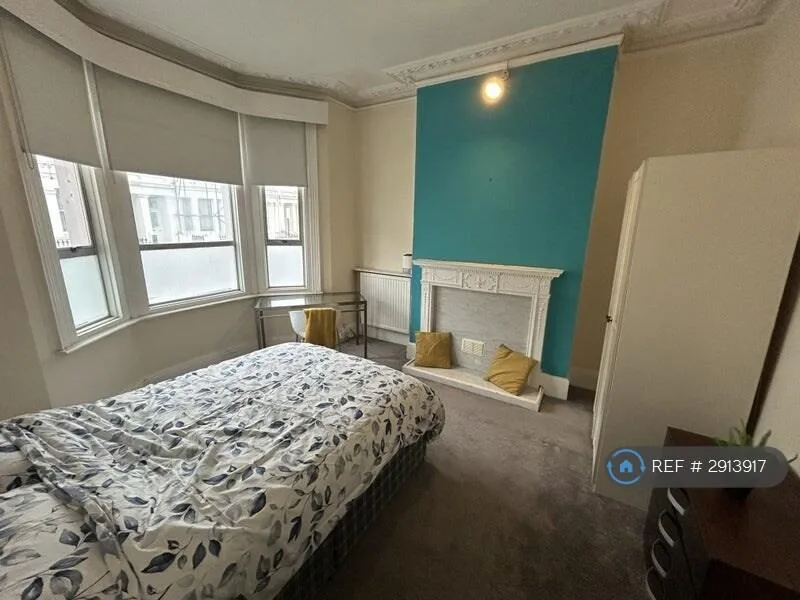 6 bedroom maisonette for rent