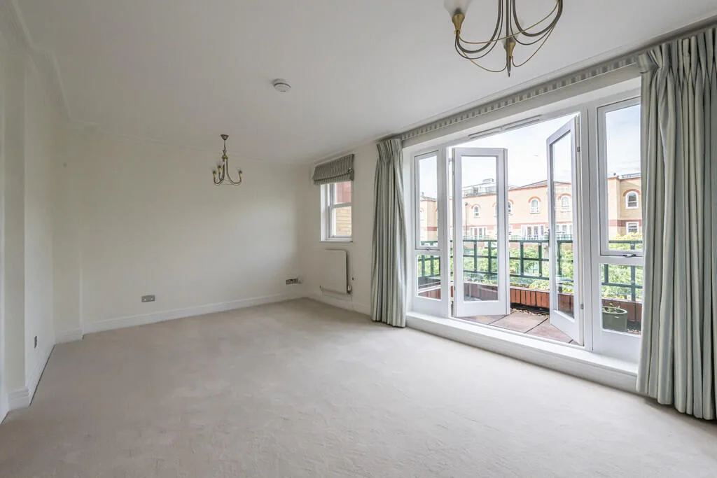 3 bedroom town house for rent