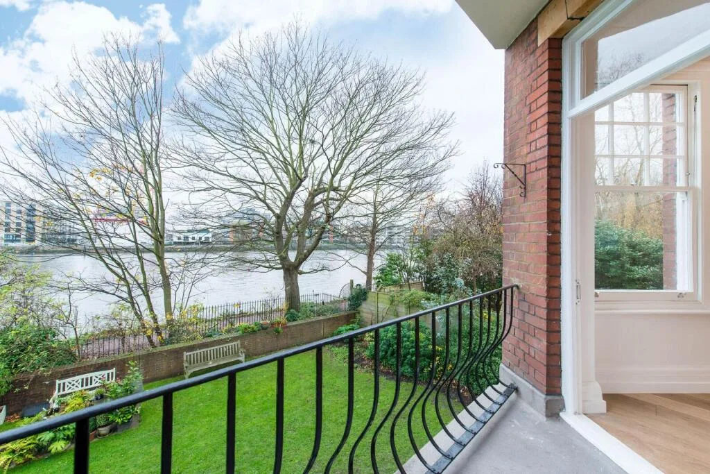 3 bedroom flat for rent
