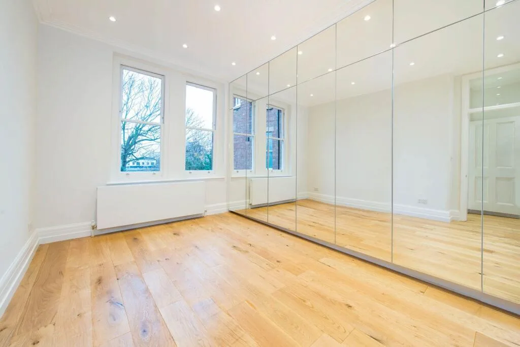 3 bedroom flat for rent