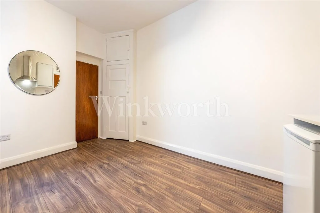 Studio apartment for rent
