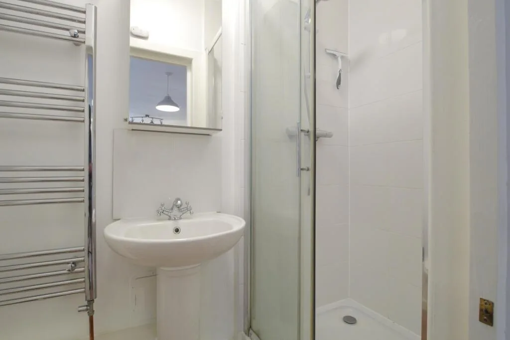2 bedroom ground floor maisonette for rent