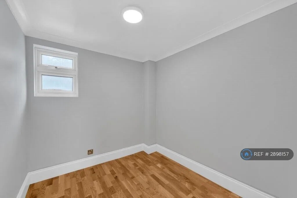 2 bedroom end of terrace house for rent
