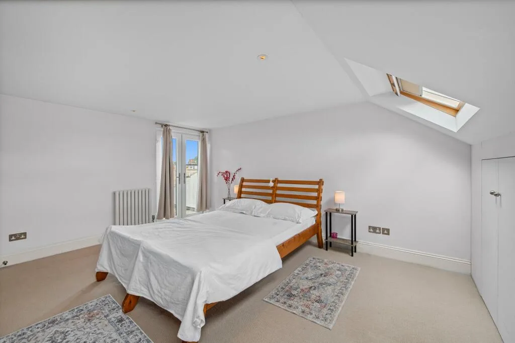 3 bedroom flat for rent