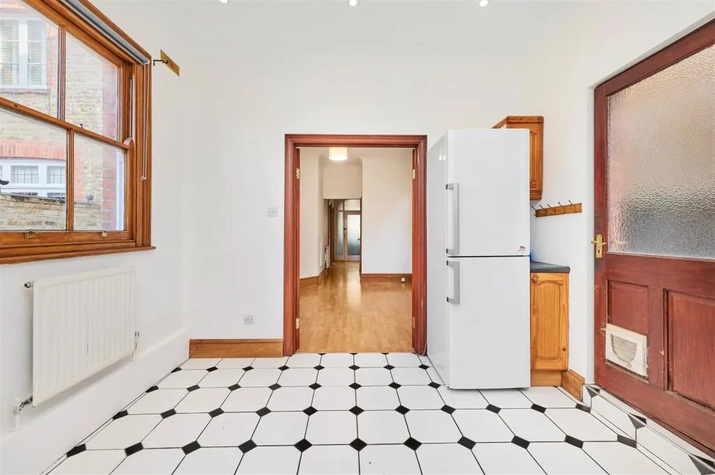 2 bedroom flat for rent