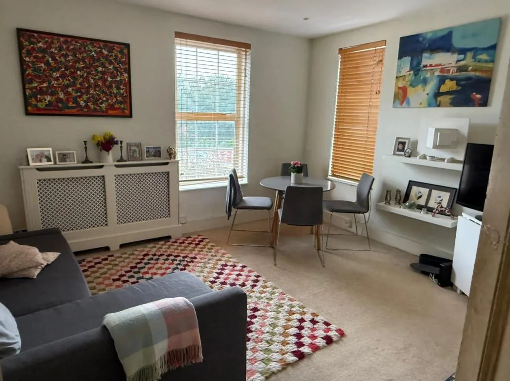 3 bedroom semi-detached house for rent