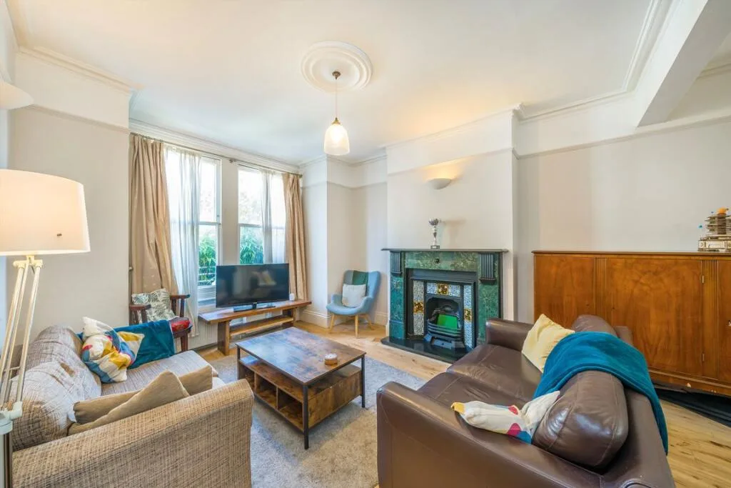 4 bedroom house for rent