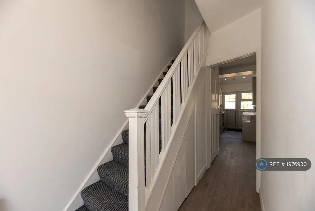 4 bedroom terraced house for rent