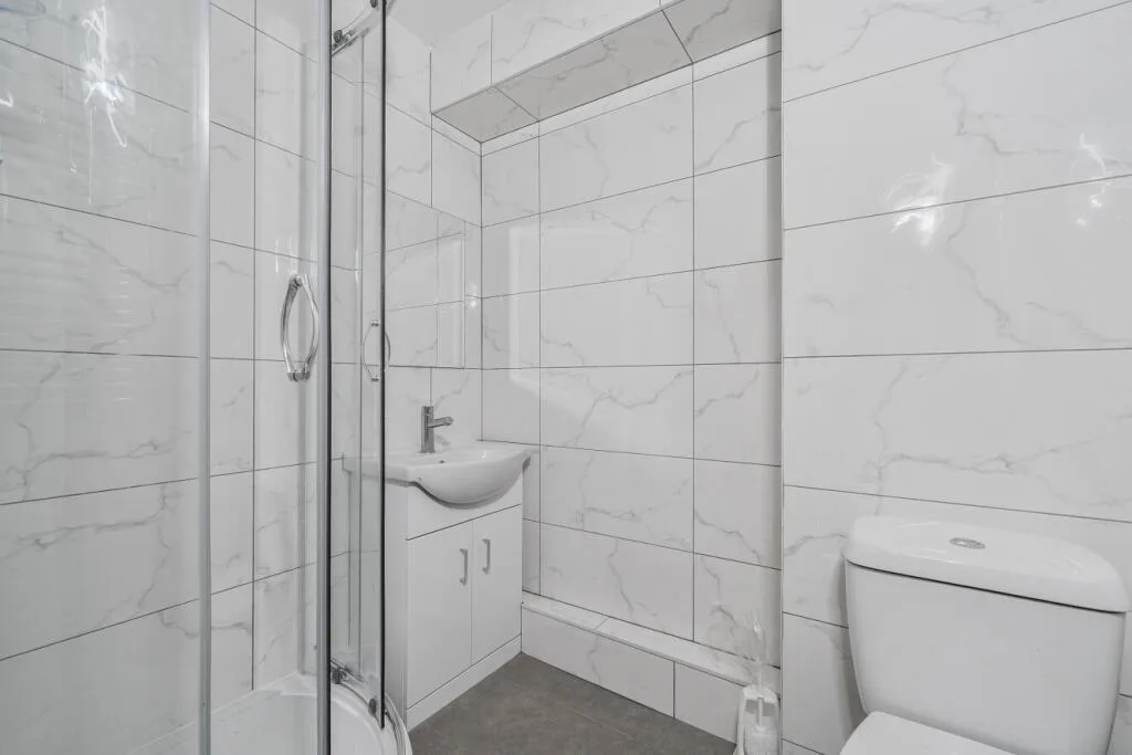 2 bedroom maisonette for rent