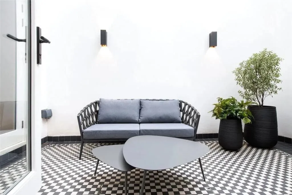 2 bedroom apartment for rent