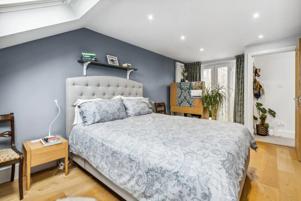 3 bedroom maisonette for rent