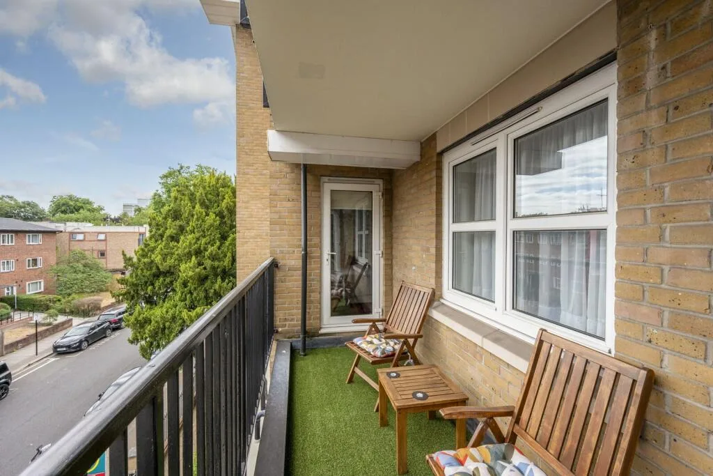 2 bedroom flat for rent