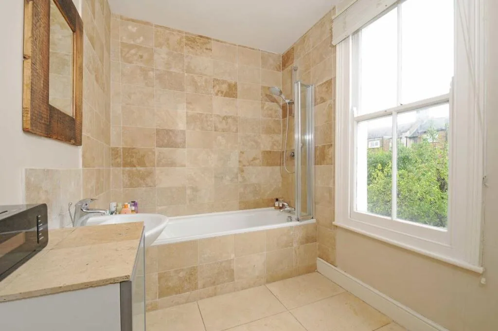 4 bedroom terraced house for rent