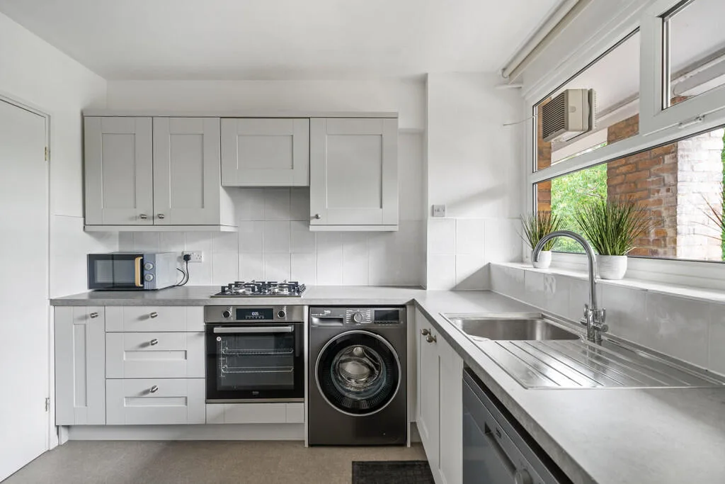 3 bedroom apartment for rent