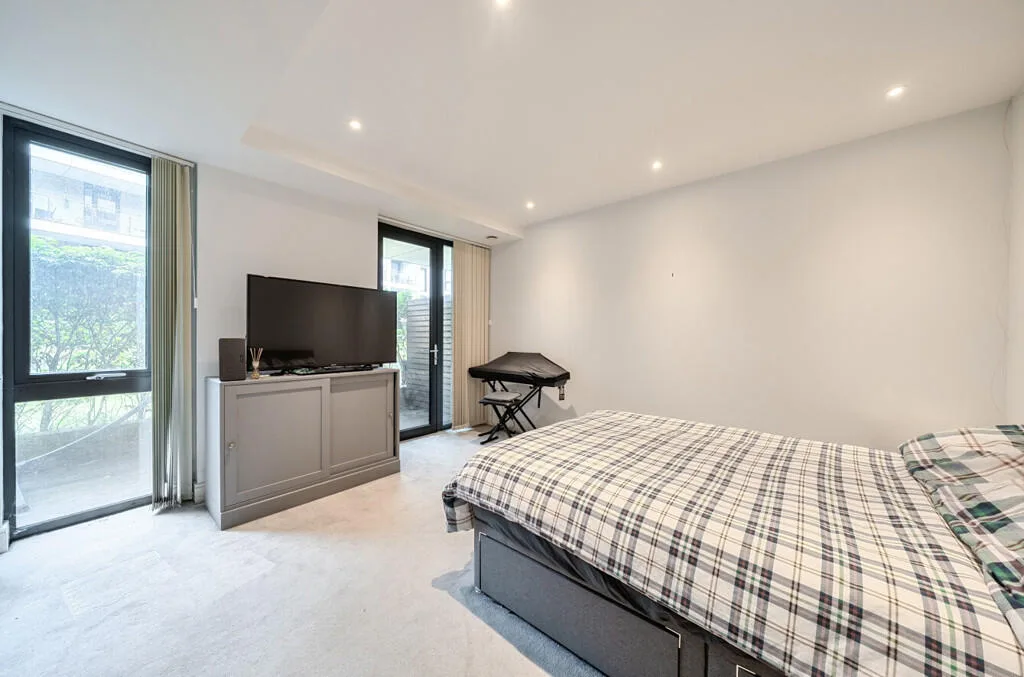 1 bedroom ground floor flat for rent