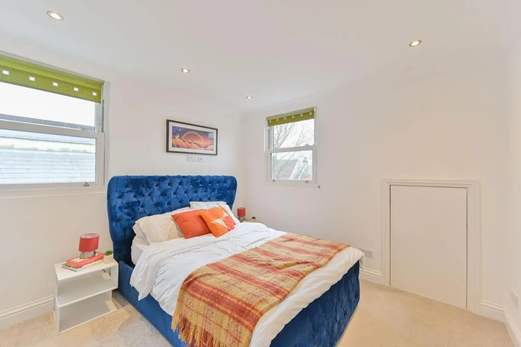 1 bedroom maisonette for rent