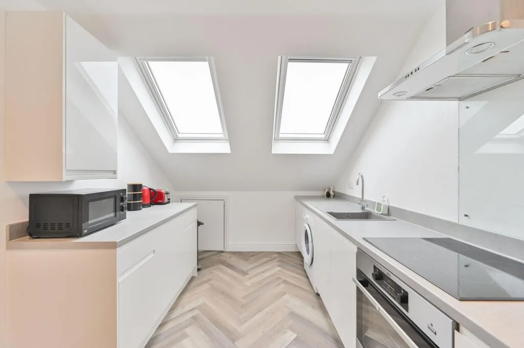 1 bedroom maisonette for rent