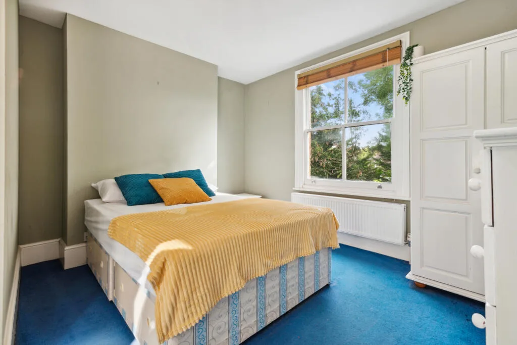 2 bedroom semi-detached house for rent