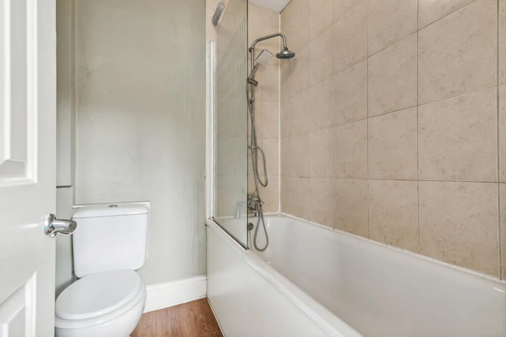 2 bedroom semi-detached house for rent