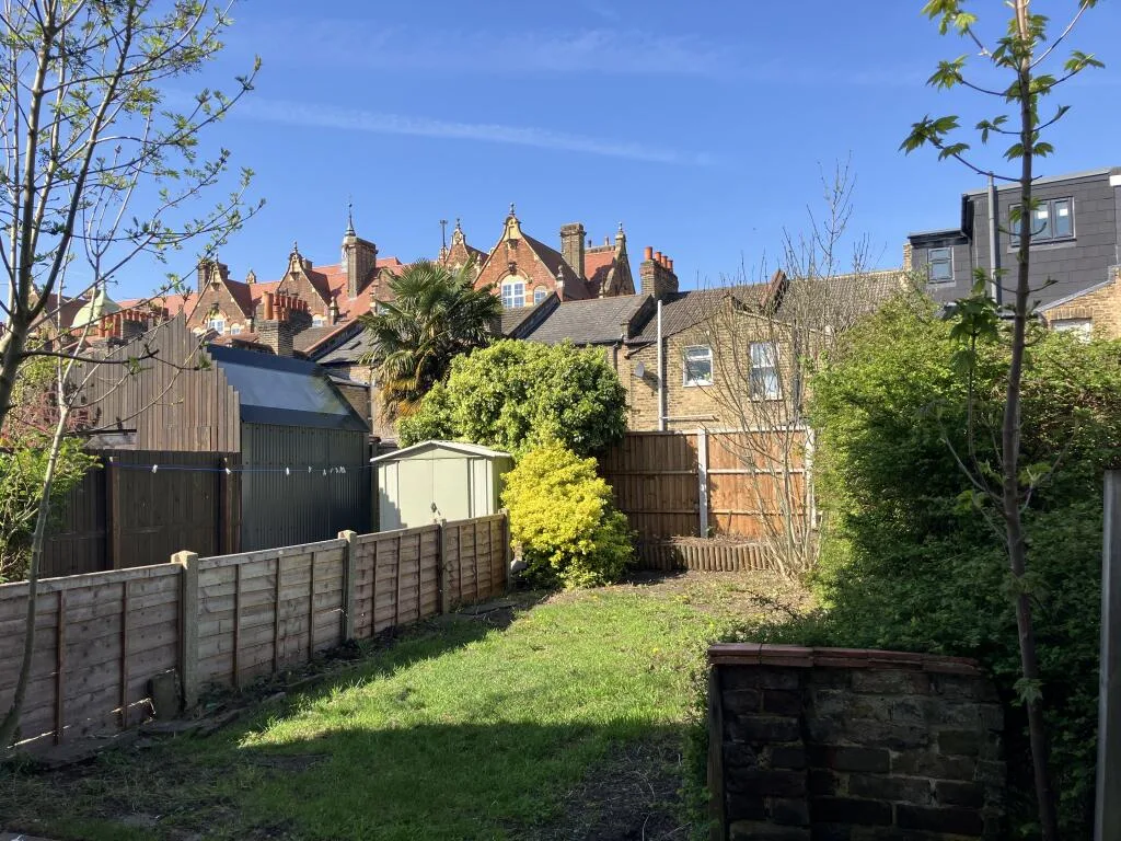 2 bedroom terraced house for rent