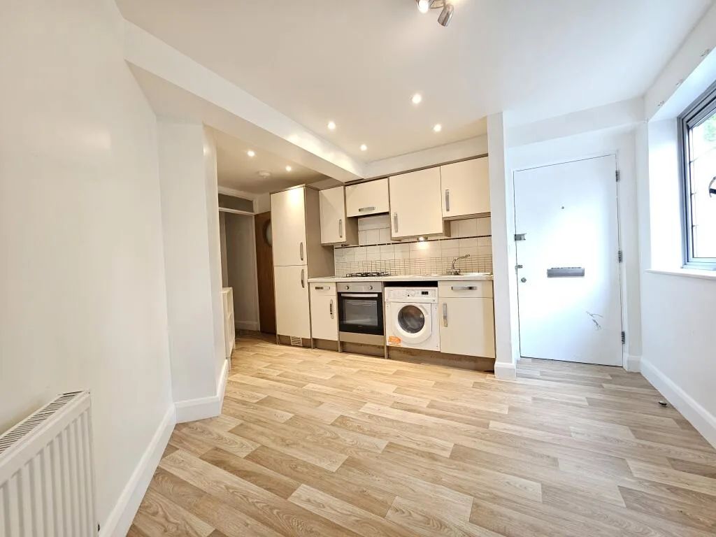 1 bedroom flat for rent