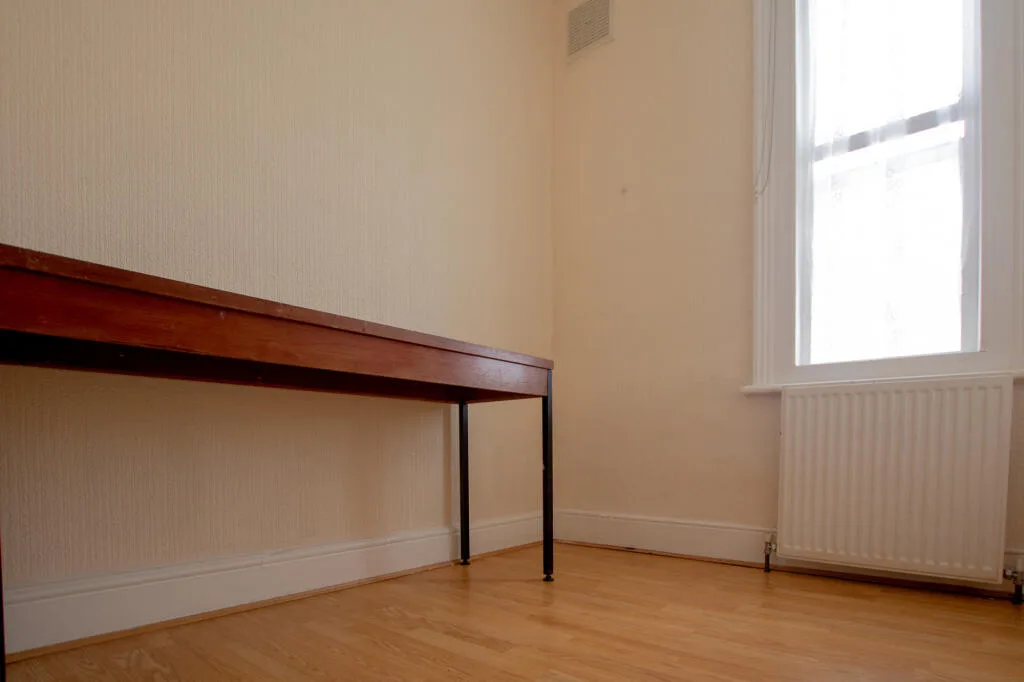 4 bedroom semi-detached house for rent