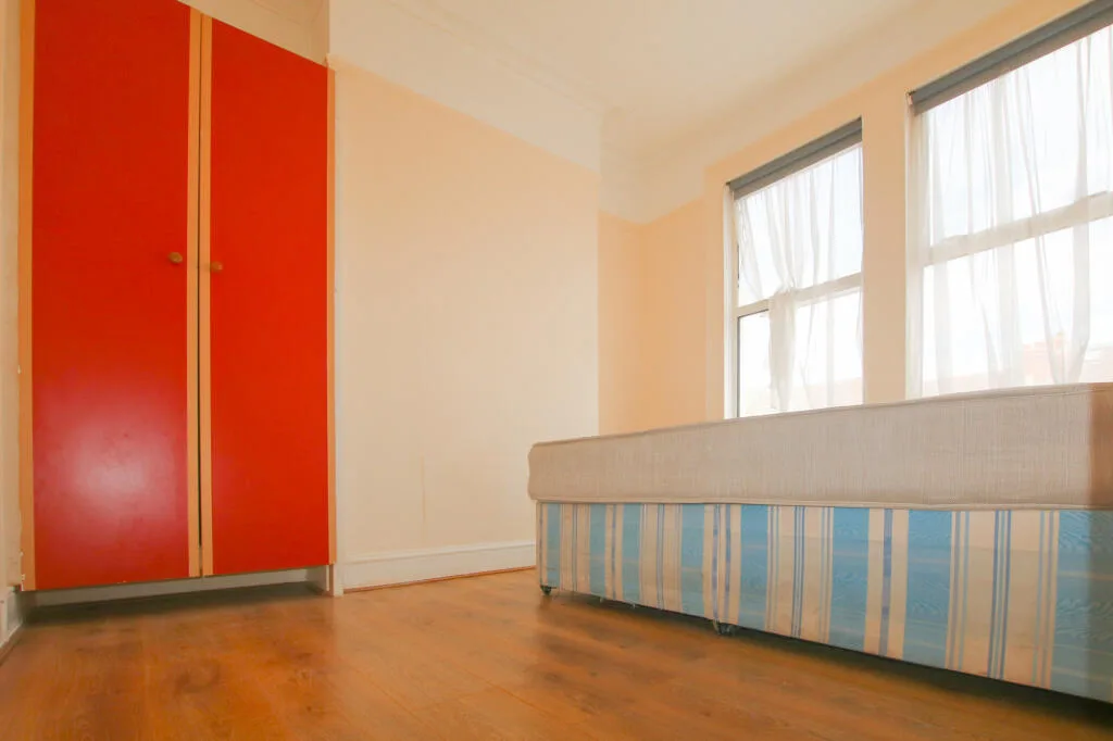 4 bedroom semi-detached house for rent