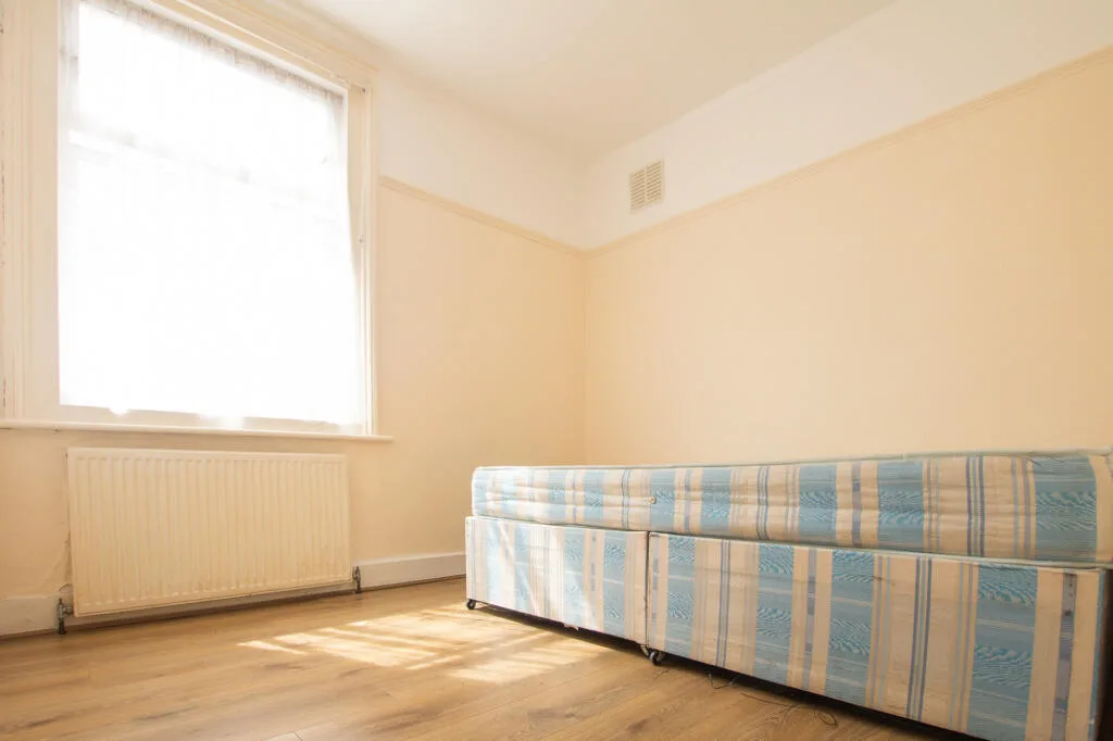 4 bedroom semi-detached house for rent