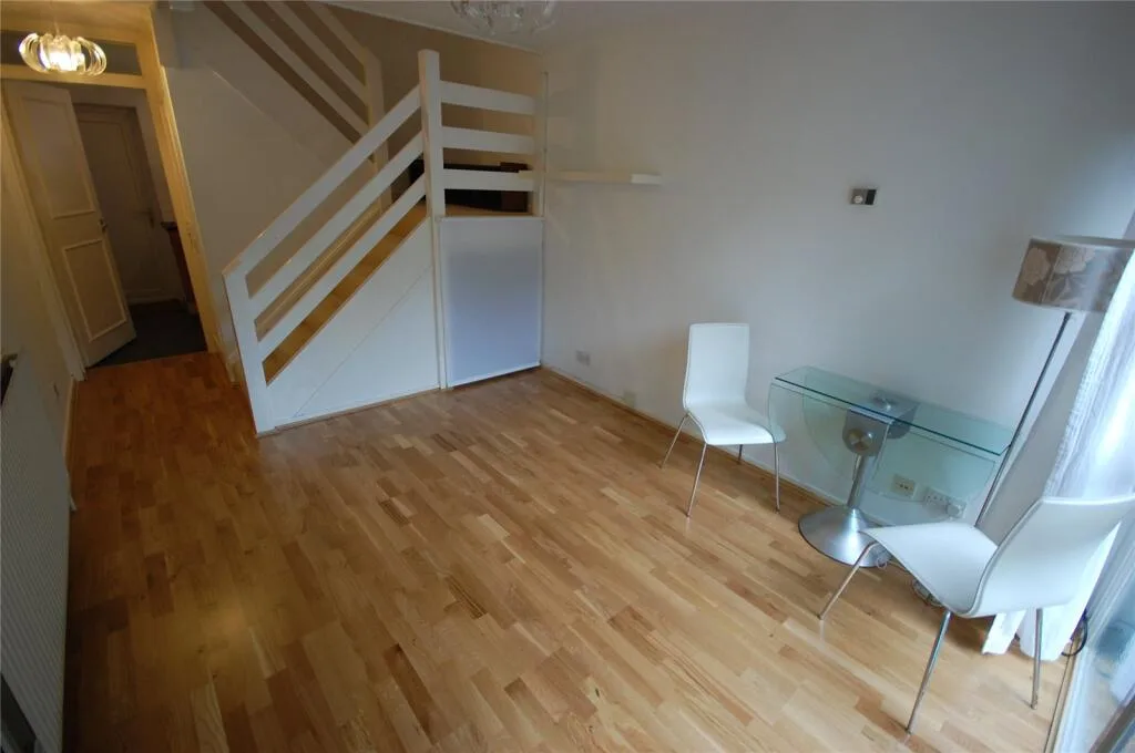 1 bedroom house for rent