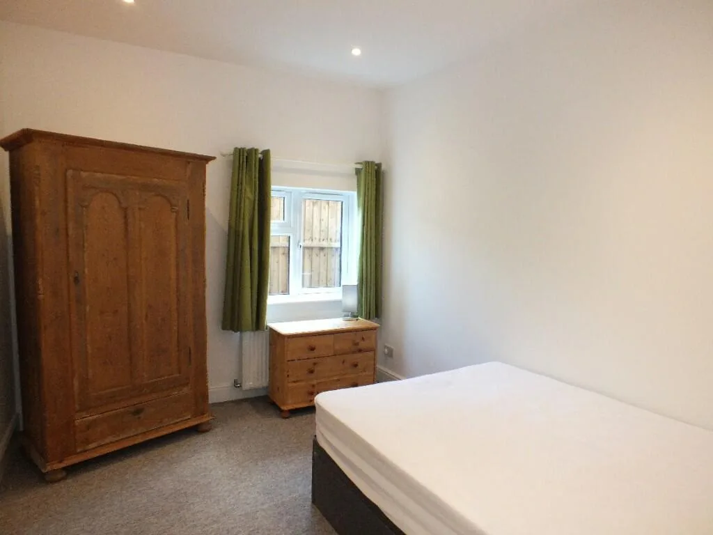 2 bedroom ground floor maisonette for rent
