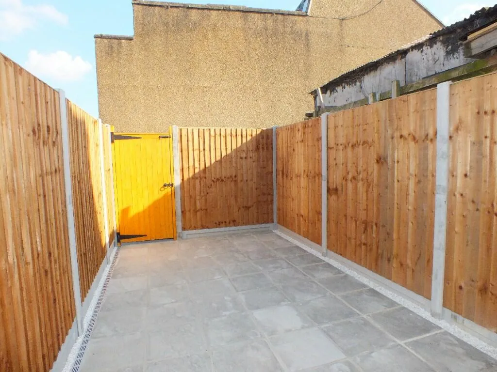 2 bedroom ground floor maisonette for rent