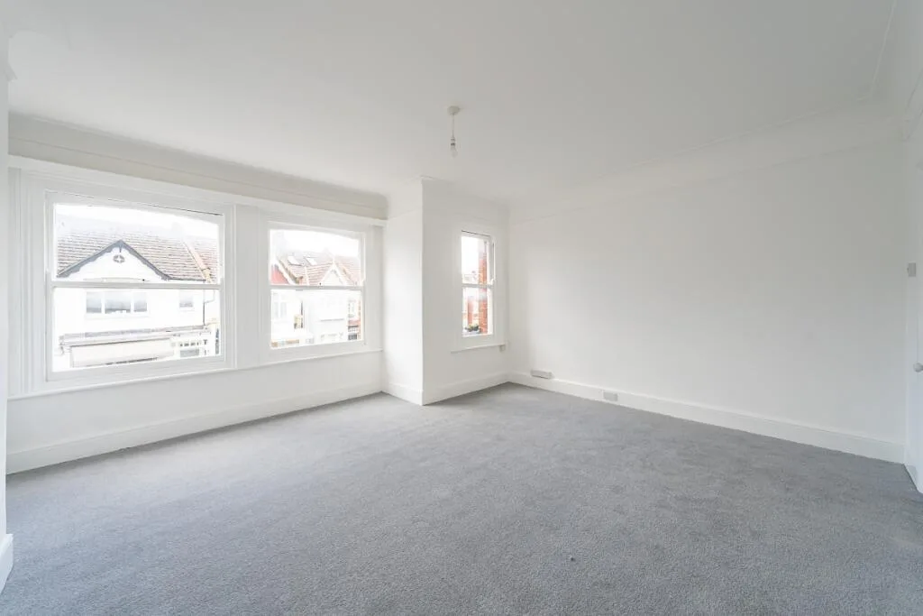 1 bedroom maisonette for rent