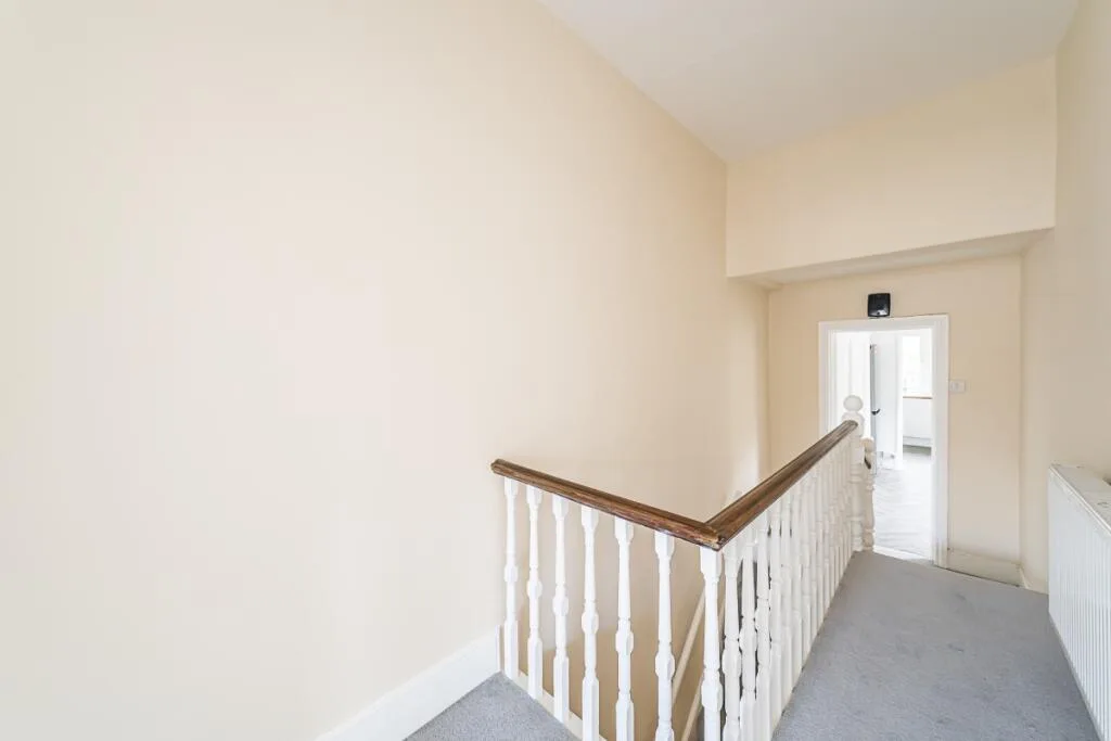 1 bedroom maisonette for rent